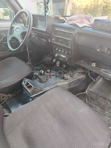 LADA (VAZ) Niva-6