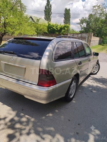 Mercedes C 220-3