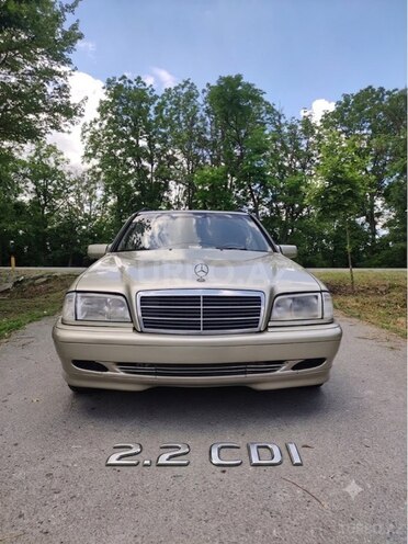 Mercedes C 220-1