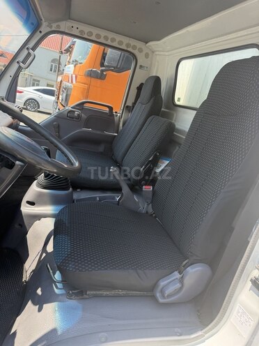 Isuzu NPR 66 L-9