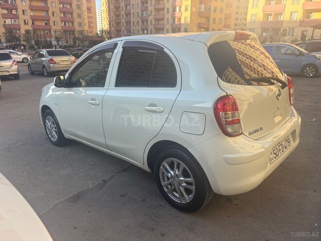 Nissan March-3