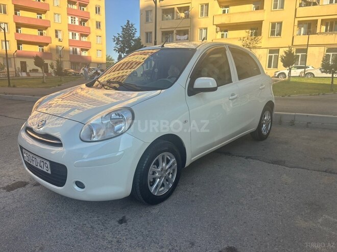 Nissan March-2