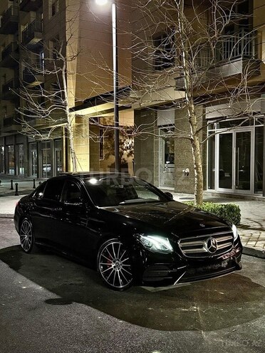 Mercedes E 300-4