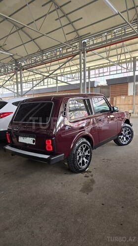 LADA (VAZ) Niva-8
