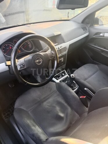 Opel Astra-4