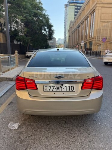 Chevrolet Cruze-4