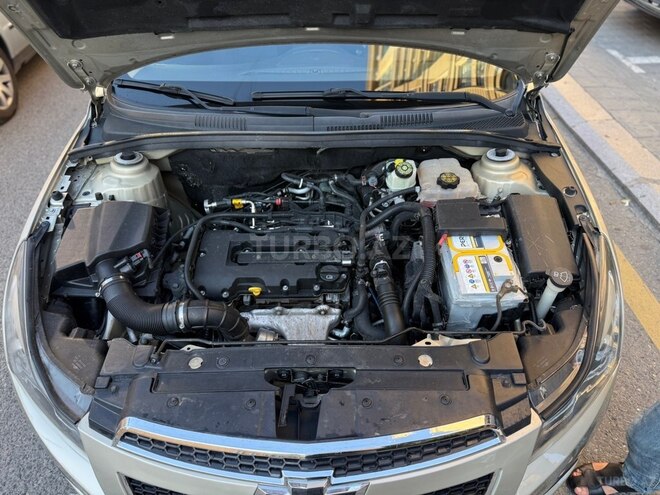 Chevrolet Cruze-2