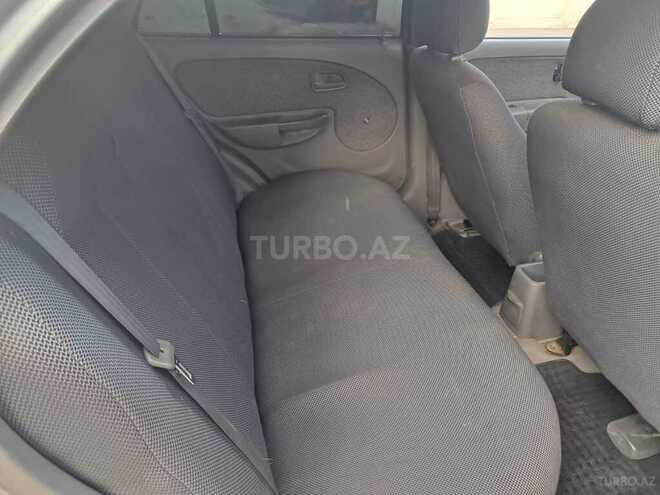 Kia Rio-9