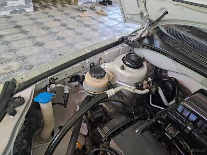Kia Rio-12