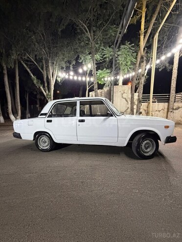 LADA (VAZ) 2107-4