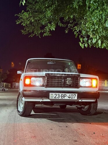 LADA (VAZ) 2107-1
