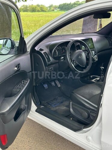 Hyundai i30-10