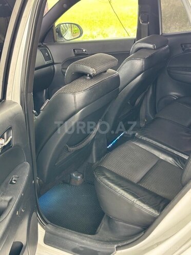 Hyundai i30-11