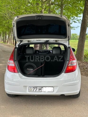 Hyundai i30-7