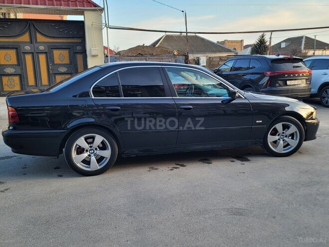 BMW 523-9