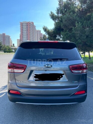 Kia Sorento-20
