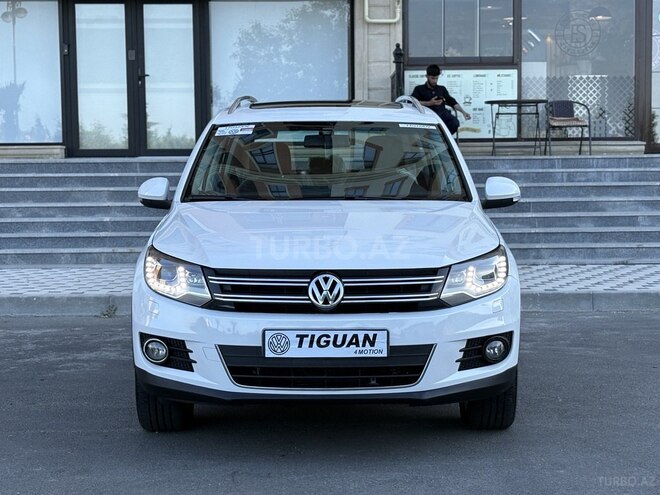Volkswagen Tiguan-1