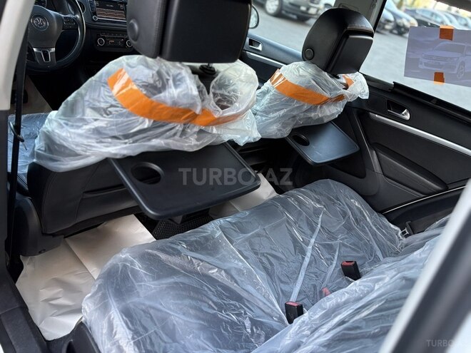 Volkswagen Tiguan-12