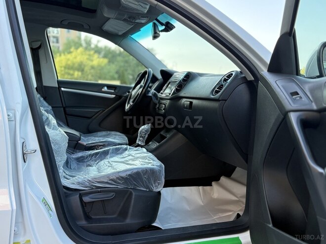Volkswagen Tiguan-15