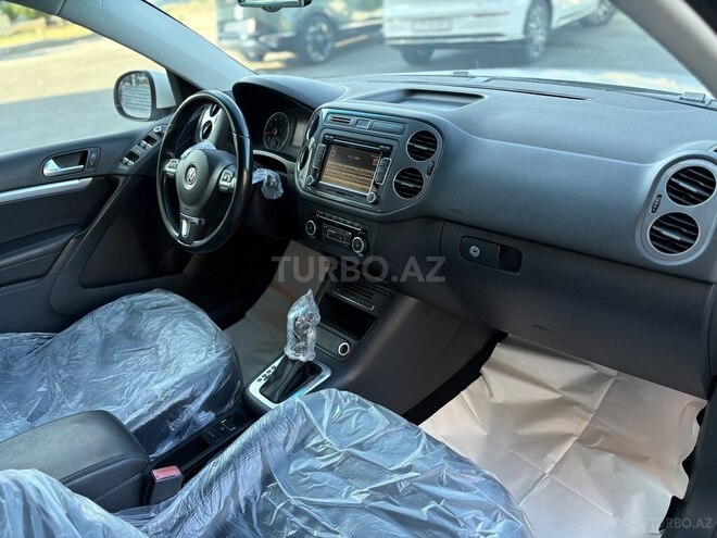 Volkswagen Tiguan-16