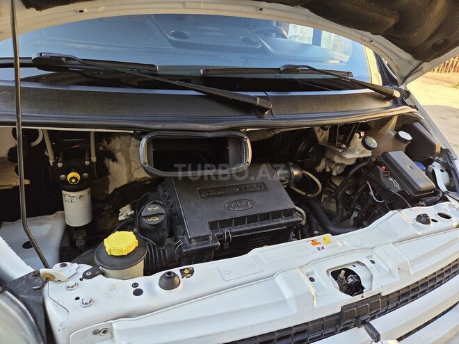 Ford Transit-11