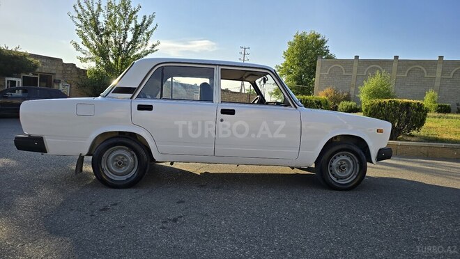 LADA (VAZ) 2107-16
