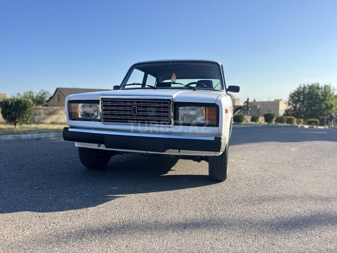LADA (VAZ) 2107-11