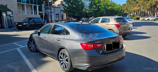 Chevrolet Malibu-8