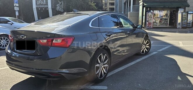 Chevrolet Malibu-12