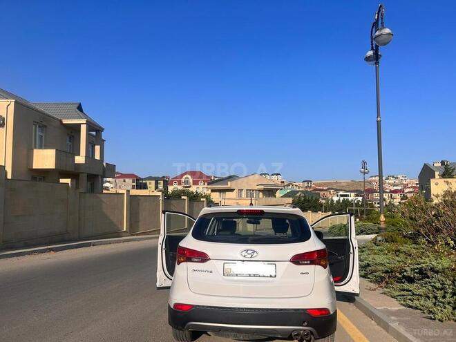 Hyundai Santa Fe-4