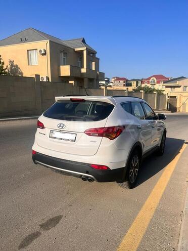 Hyundai Santa Fe-3