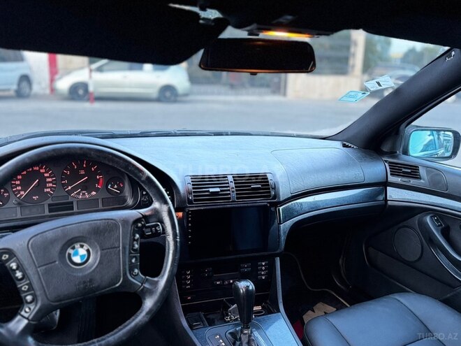 BMW 523-3