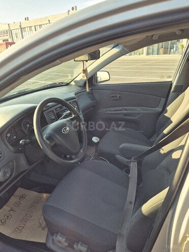 Kia Rio-7