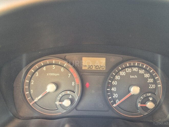 Kia Rio-6