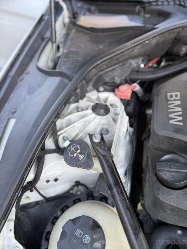 BMW 528-16