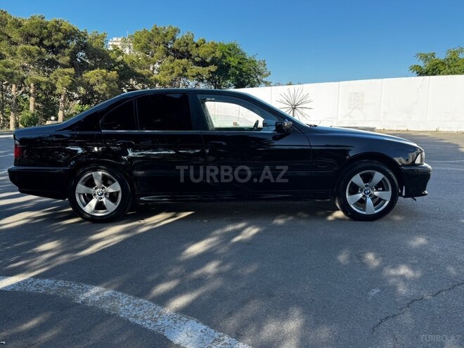 BMW 523-8