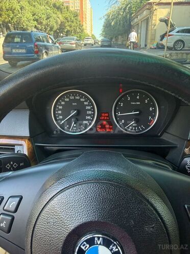 BMW 530-5