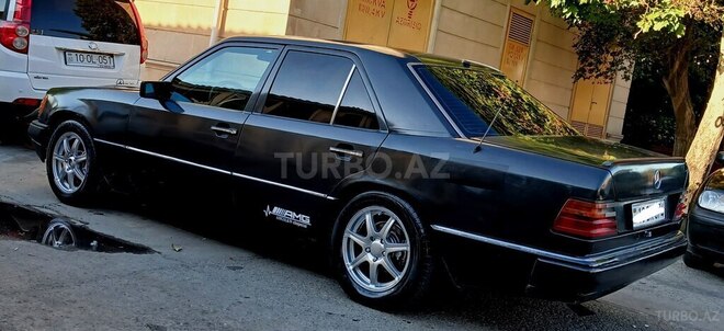 Mercedes 200 E-3