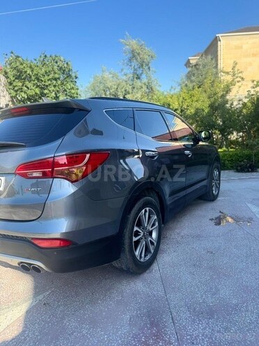 Hyundai Santa Fe-4