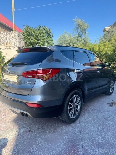 Hyundai Santa Fe-3