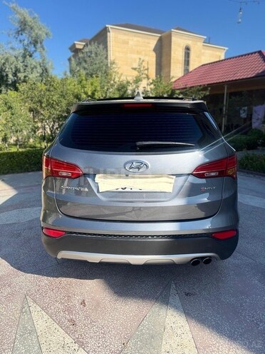 Hyundai Santa Fe-19