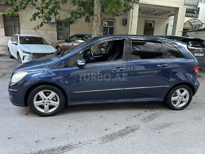 Mercedes B 200-5