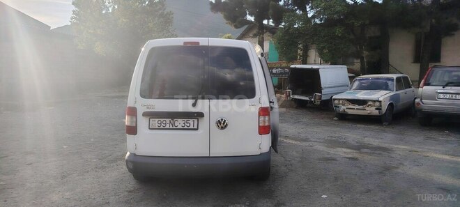 Volkswagen Caddy-2