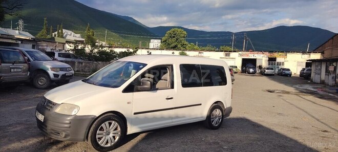 Volkswagen Caddy-4
