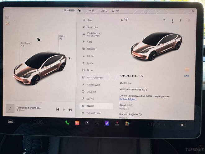 Tesla Model 3-16