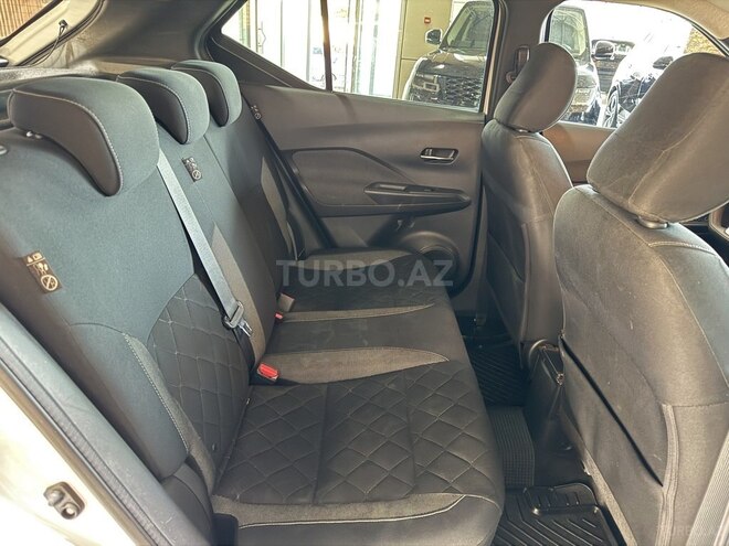 Nissan Kicks-13