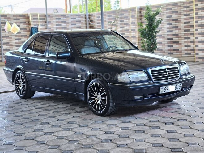 Mercedes C 240-3