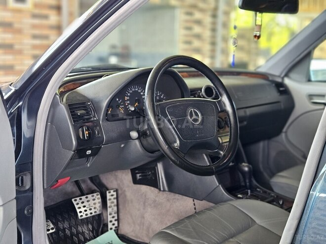 Mercedes C 240-9