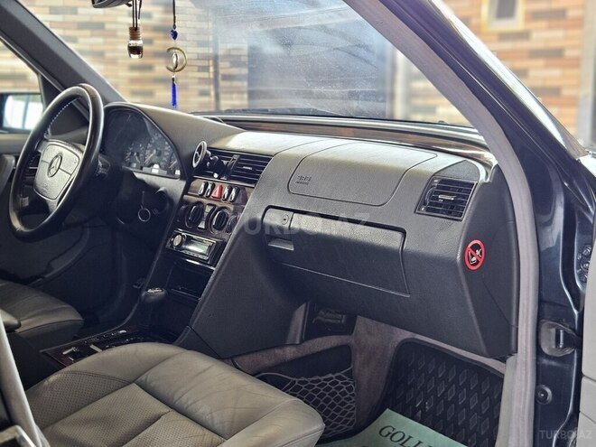 Mercedes C 240-10