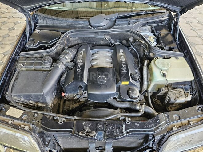 Mercedes C 240-13